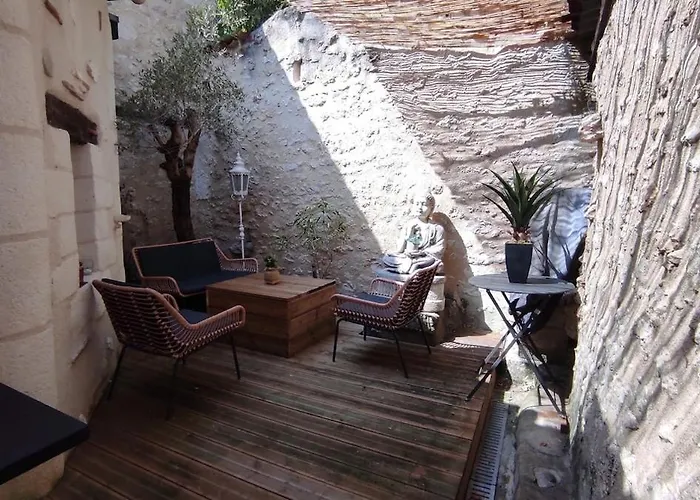 Cosy Avec Terrasse * Sainte-Foy-la-Grande